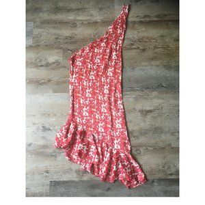 C Luce Red and White Dress size S